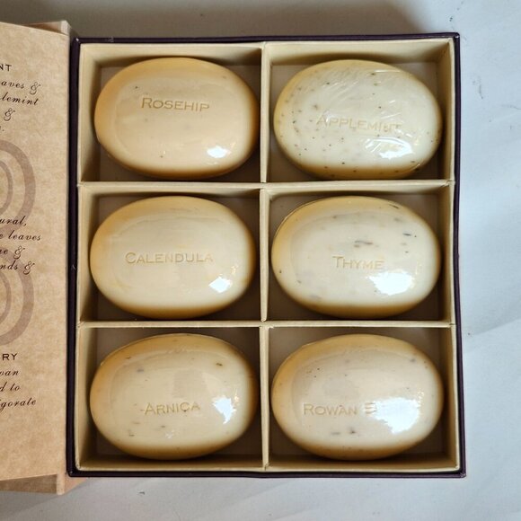 Bronnley Herbarium Guest Soaps 50g BNIP Sealed - Picture 3 of 11